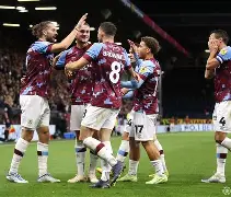 赛地聚焦:意大利杯赛后热度飙升;勒沃库森伤情更新;气氛紧张;身体对抗强度拉满 赛地聚焦:意大利杯赛后热度飙升;勒沃库森伤情更新;气氛紧张;身体对抗强度拉满